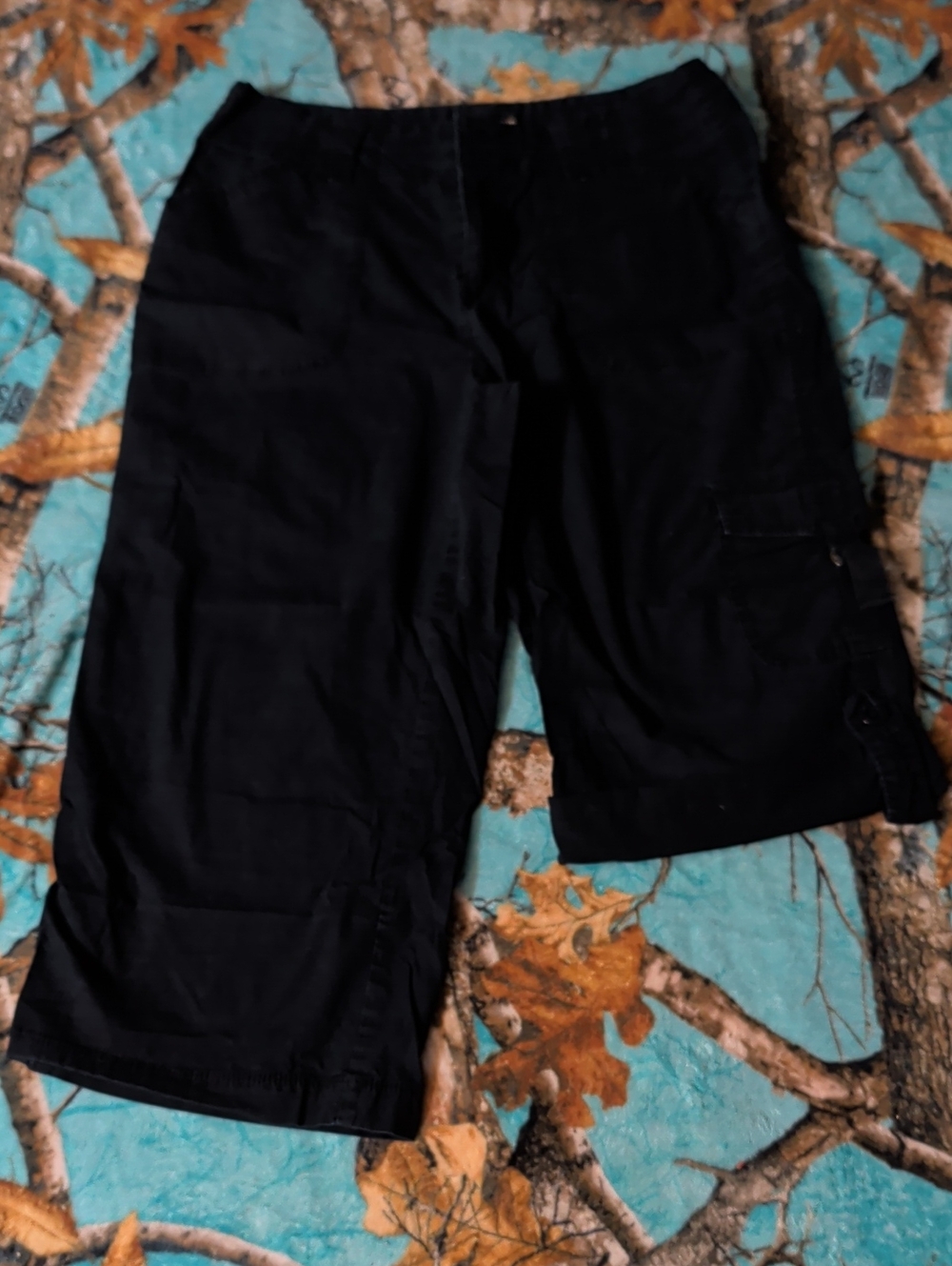 St. John's Bay Black Cargo Shorts - Utility Pocket Design
